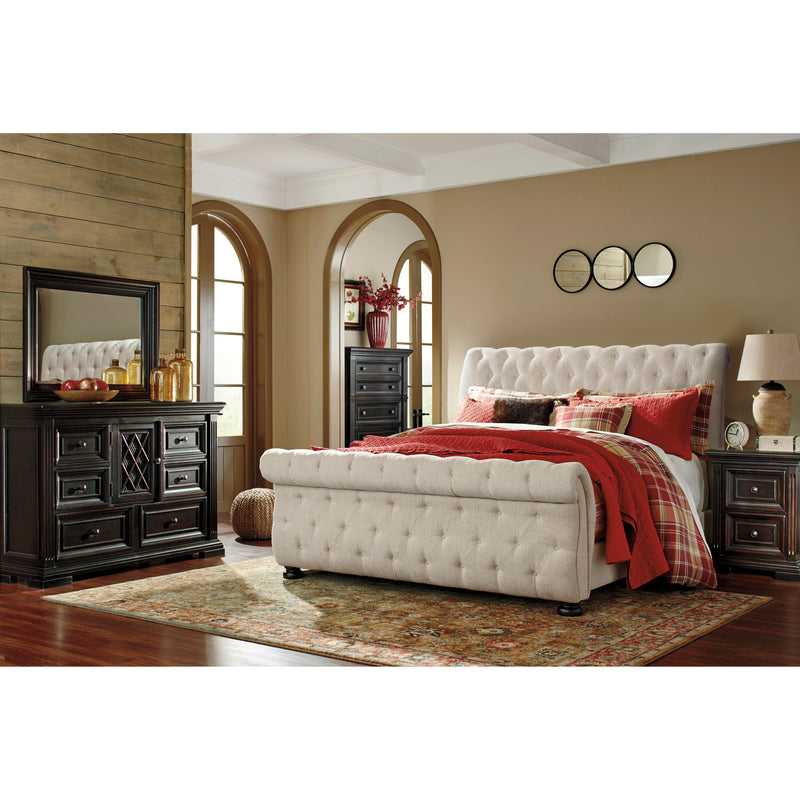 Signature Design by Ashley Willenburg King Upholstered Bed B643-78/B643-76/B643-99 IMAGE 4