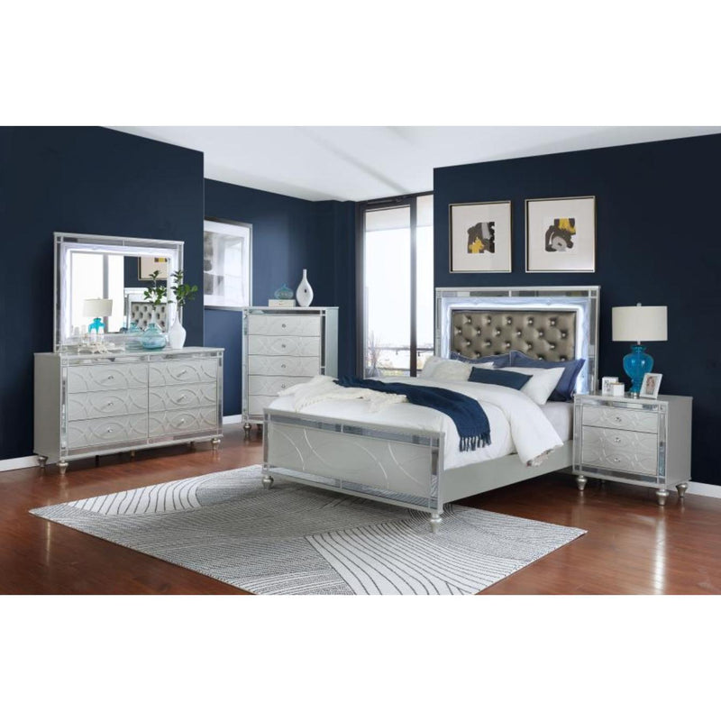 Coaster Furniture Gunnison King Upholstered Panel Bed 223211KE IMAGE 3